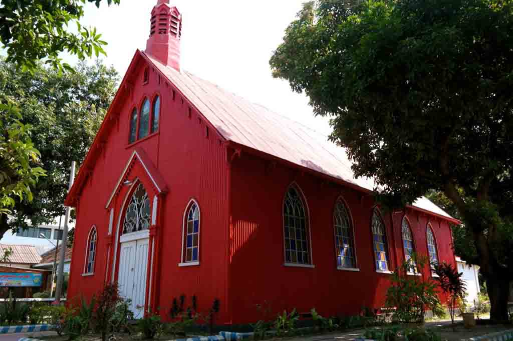 Gereja Merah Probolingo