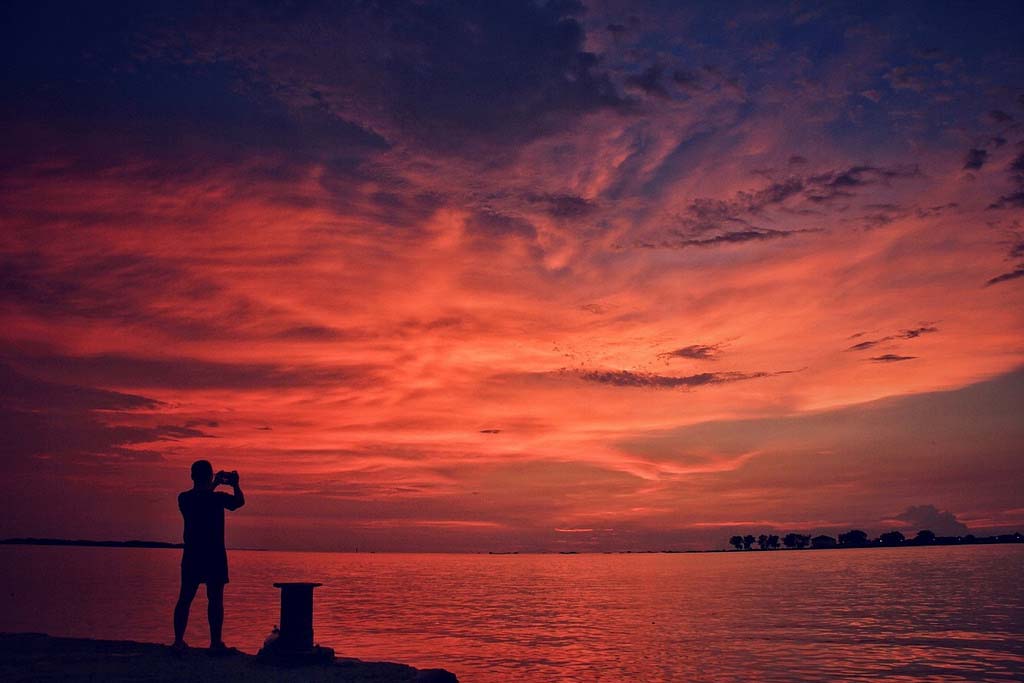 Sunset di dermaga Pulau Pramuka