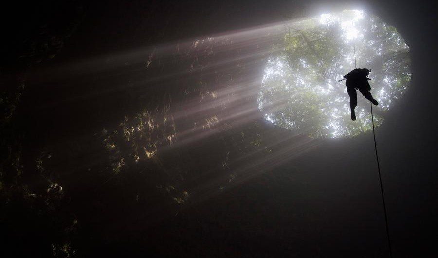 Jomblang cave - Light of the heaven