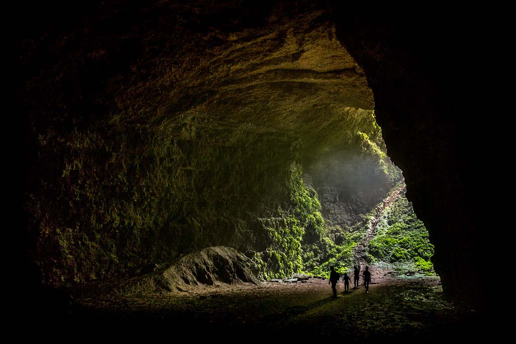 Explore the amazing Jomblang cave