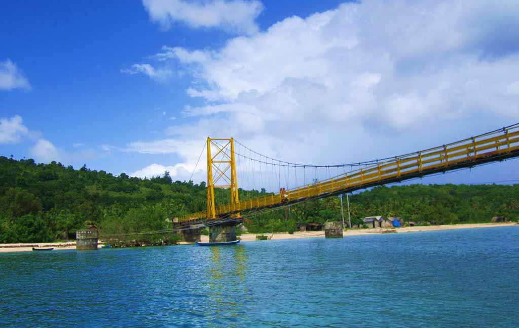 Yellow bridge - Nusa Lembongan