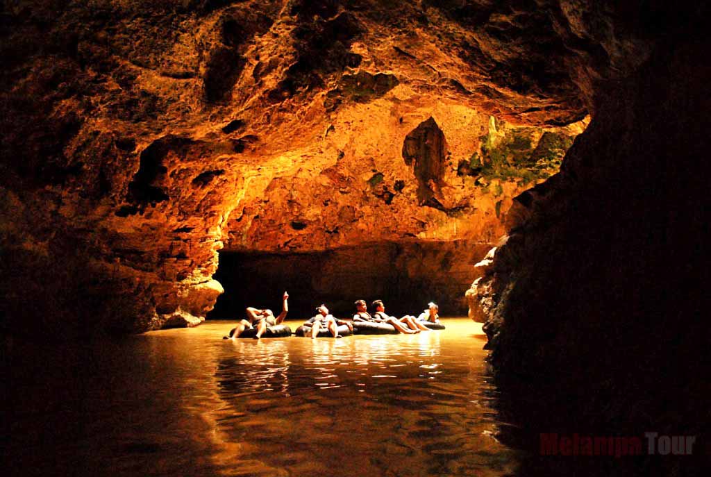 Amazing Pindul cave