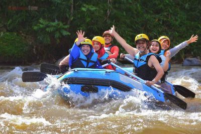 Enjoy fun rafting at Elo river - Magelang copy