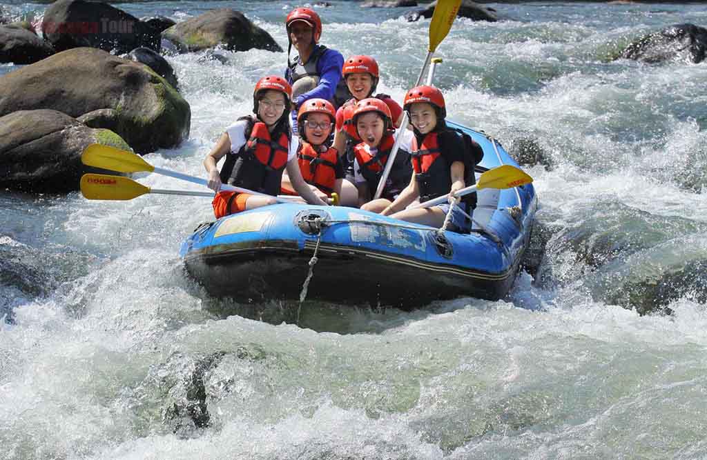 Rafting adventure at Elo river