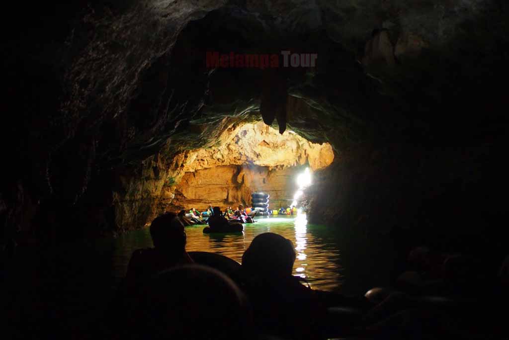 Tubing activity in Pindul cave
