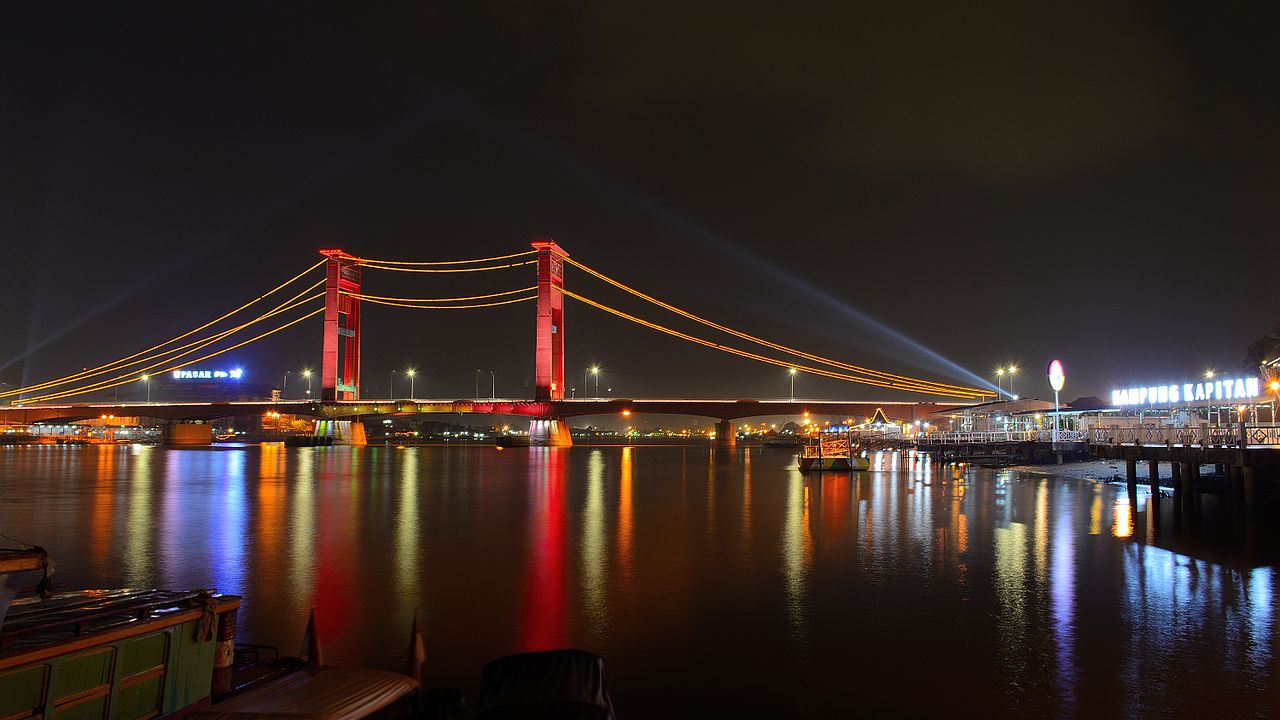 The beauty of Ampera bridge - Palembang