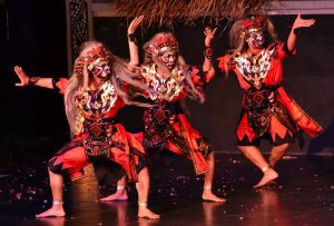 The dancers of Ramayana ballet show