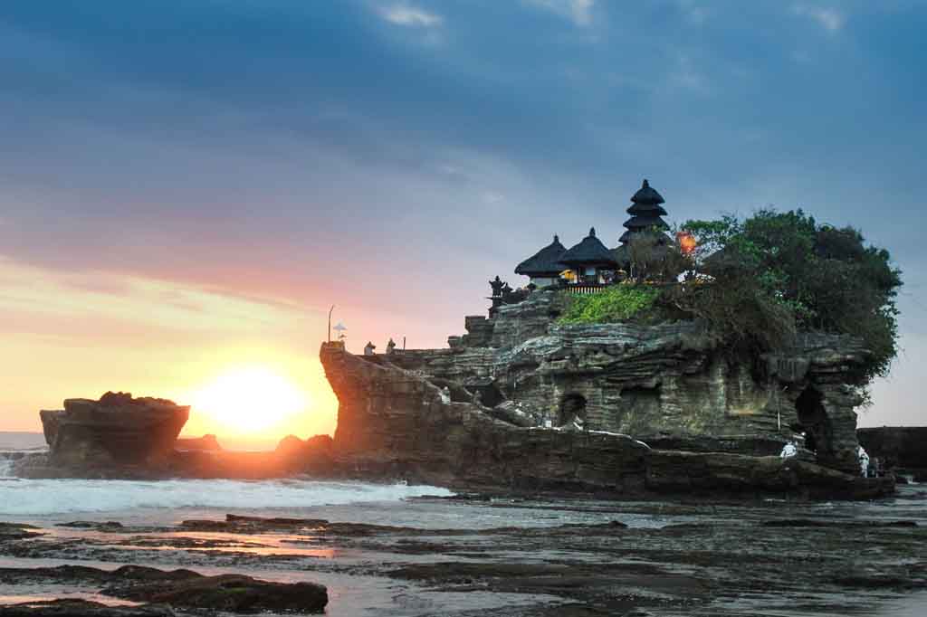 Sunset at Tanah-Lot-Temple