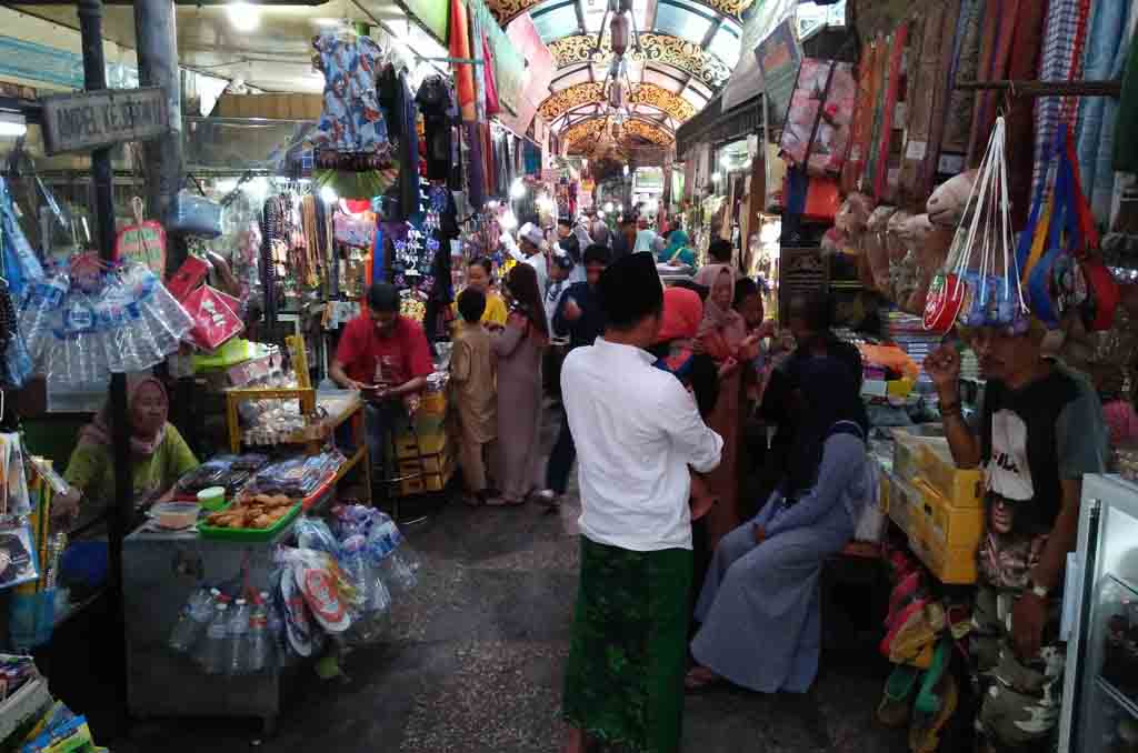 Ampel street market - Surabaya
