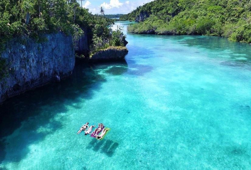 Clear Chrystal water in Kei islands Maluku